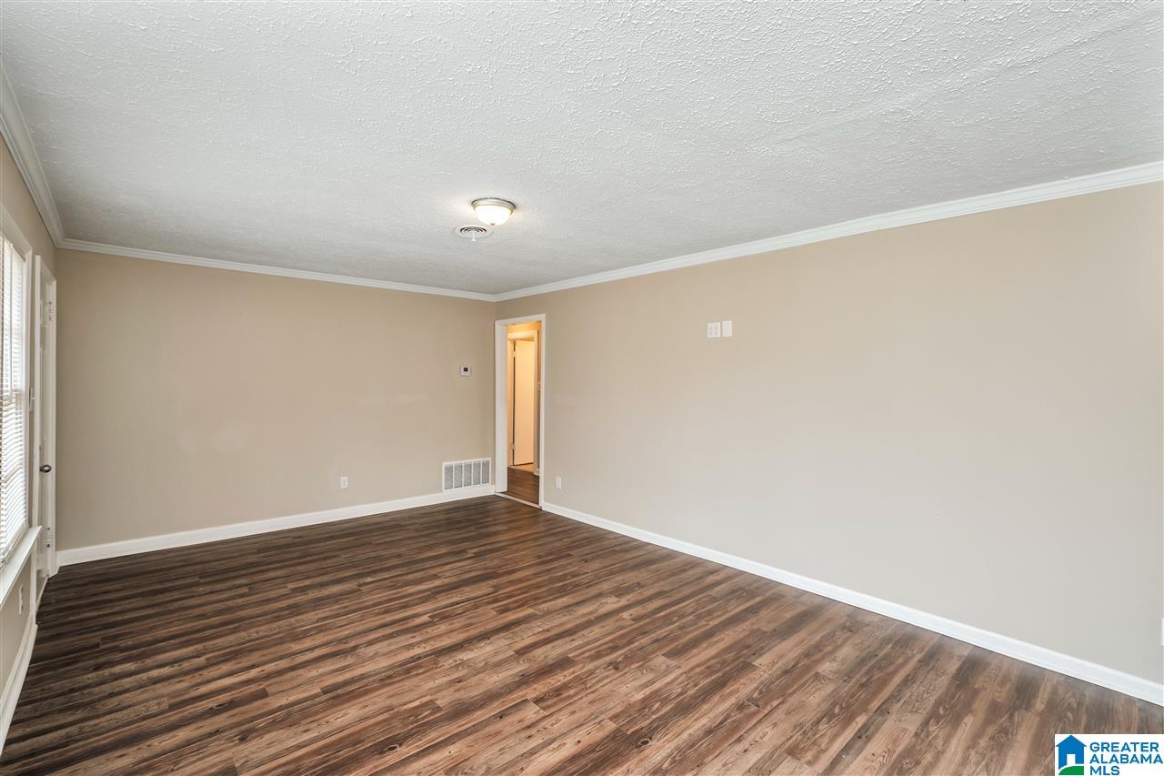 1209 West Fort Williams Street Sylacauga, AL 35150 - Photo 5 of 10