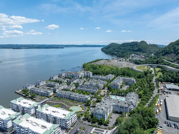 $3,850 | 1321 Round Pointe Drive, Haverstraw, NY 10927