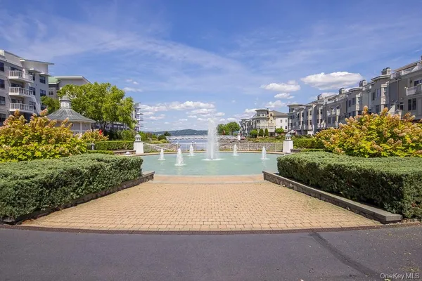 $3,850 | 1321 Round Pointe Drive, Haverstraw, NY 10927