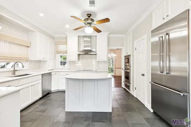 $452,900 | 3635 Woodland Ridge Boulevard, Baton Rouge, LA 70816