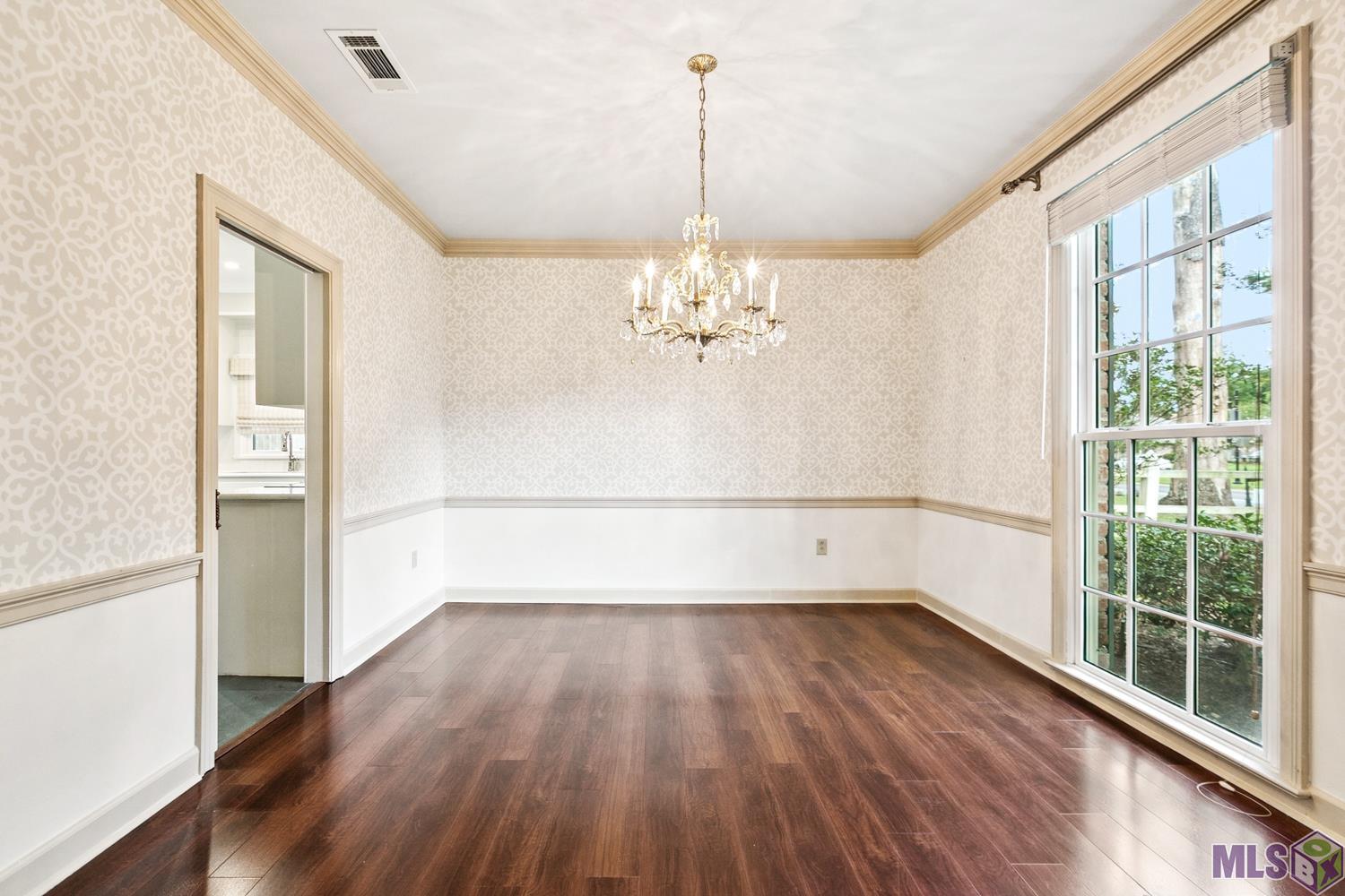 3635 Woodland Ridge Boulevard Baton Rouge, LA 70816 - Photo 7 of 21 FORMAL DINING ROOM