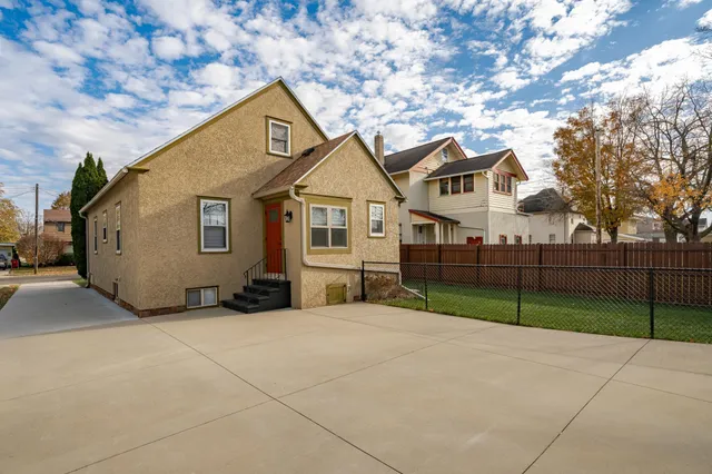 $324,900 | 621 7th Avenue Southeast, Rochester, MN 55904