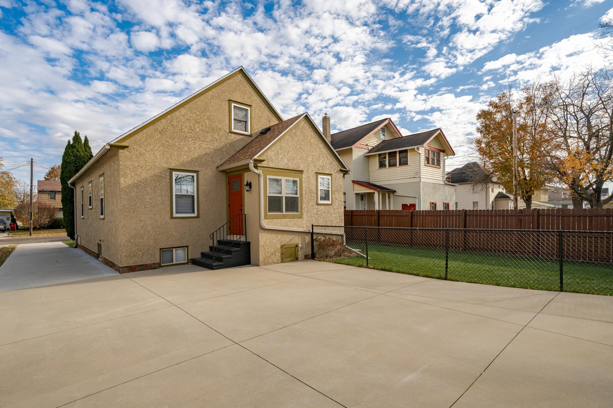 621 7th Avenue Southeast Rochester, MN 55904 - Photo 33 of 36