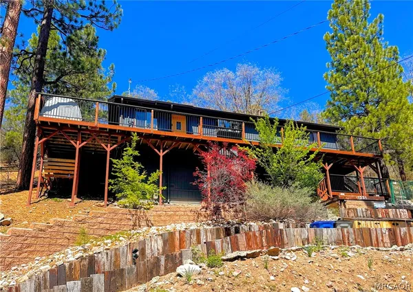 $449,000 | 1231 Ridge Road, Fawnskin, CA 92333