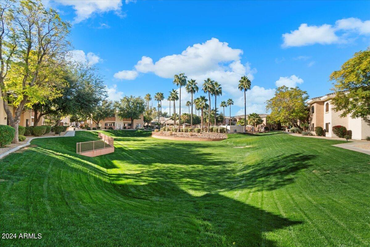 10030 West Indian School Road, Unit 128 Phoenix, AZ 85037 - Photo 11 of 16 Lush Community Space