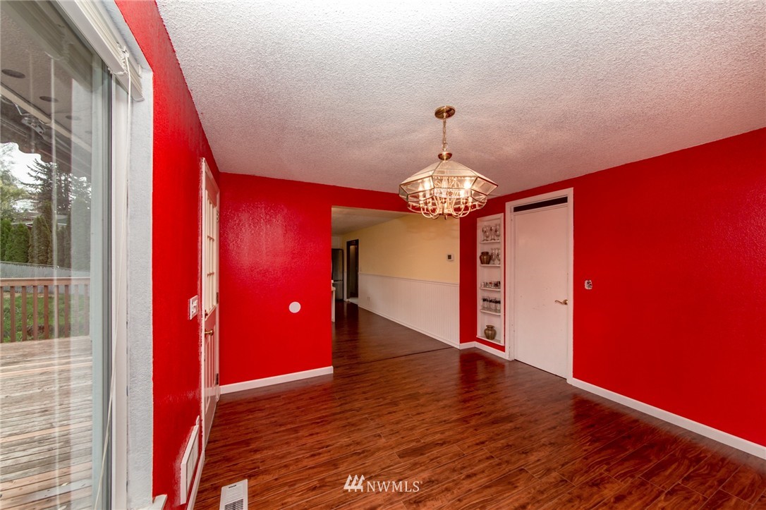 4011 Robin Road West University Place, WA 98466 - Photo 14 of 23 Gallery Image 14