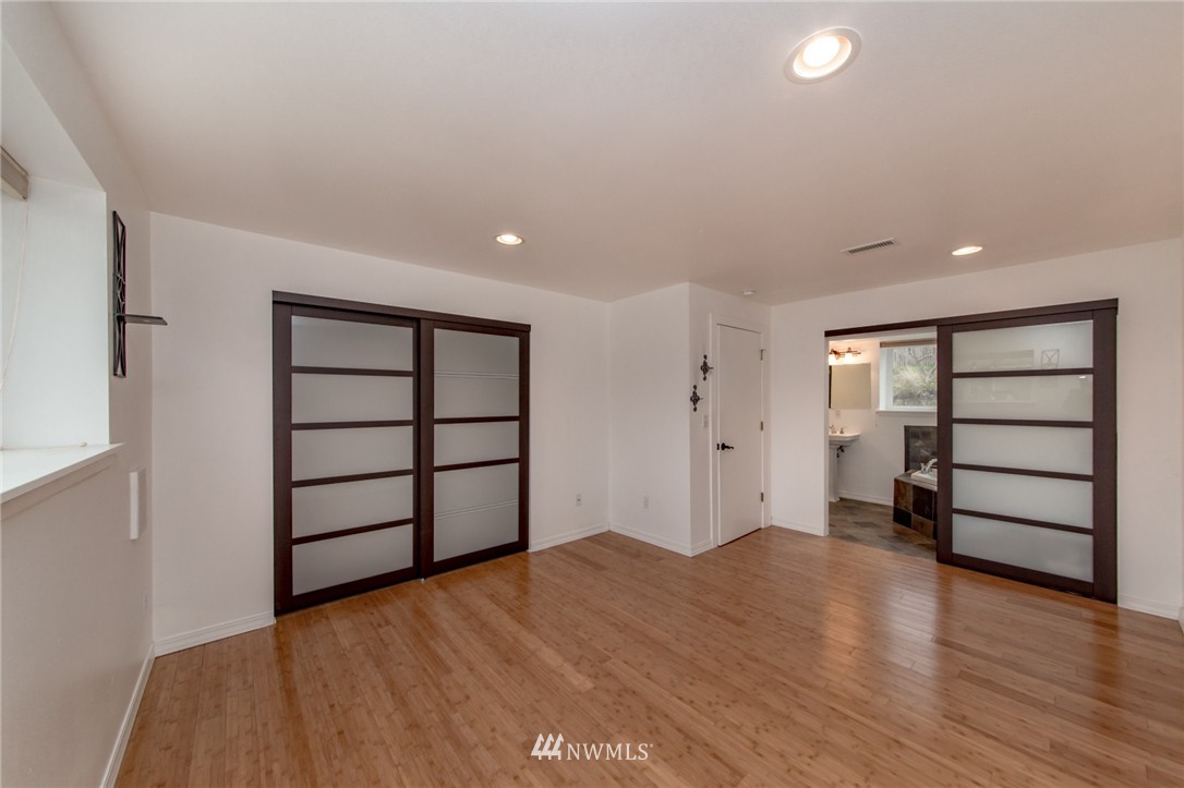 4011 Robin Road West University Place, WA 98466 - Photo 19 of 23 Gallery Image 19