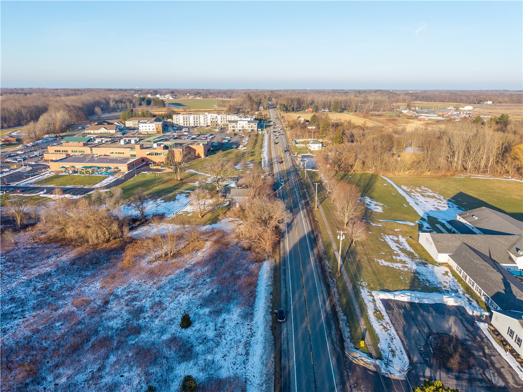 1865 Frpt Nine Mile Pt Road Penfield, NY 14526 - Photo 12 of 15