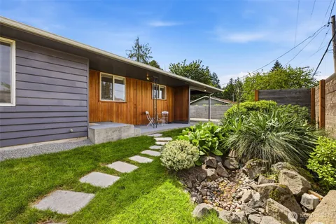 $415,000 | 6801 East McKinley Avenue, Tacoma, WA 98404