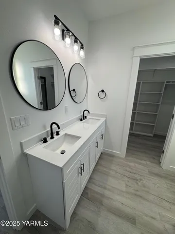 $390,000 | 321 Olivia Street, Sunnyside, WA 98944