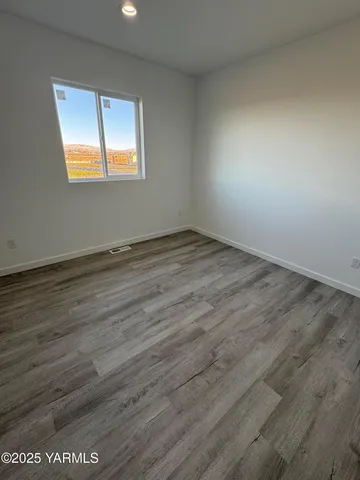 $390,000 | 321 Olivia Street, Sunnyside, WA 98944