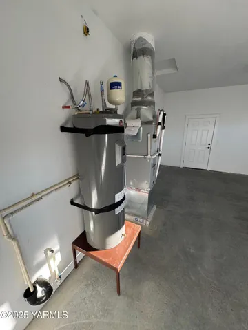 $390,000 | 321 Olivia Street, Sunnyside, WA 98944