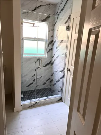 $2,500 | 3020 1/2 West 12th Street, Los Angeles, CA 90006