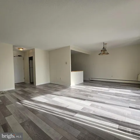 $1,800 | 111 Chestnut Street, Unit 609, Cherry Hill, NJ 08002