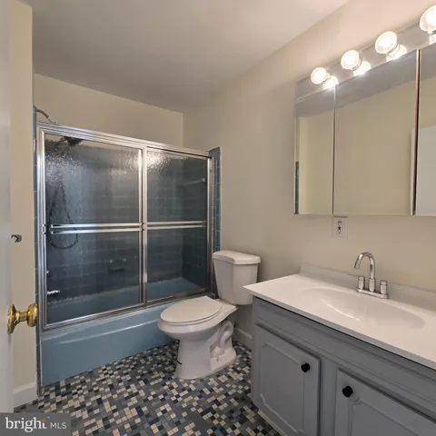 $1,800 | 111 Chestnut Street, Unit 609, Cherry Hill, NJ 08002