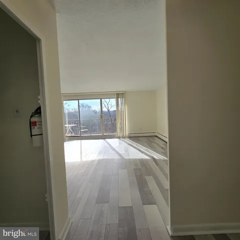 $1,800 | 111 Chestnut Street, Unit 609, Cherry Hill, NJ 08002