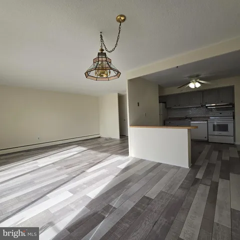 $1,800 | 111 Chestnut Street, Unit 609, Cherry Hill, NJ 08002