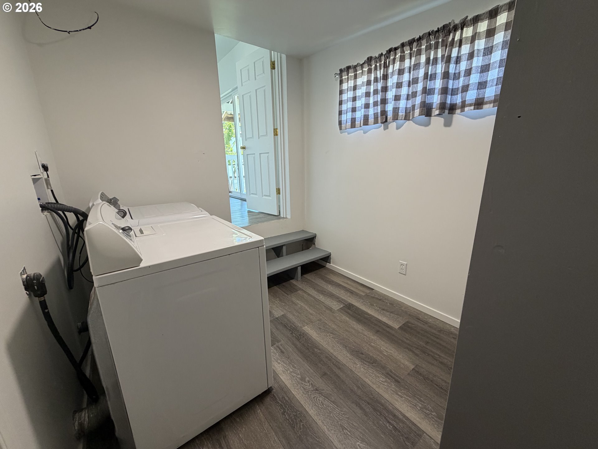 145 South 5th Street Lakeside, OR 97449 - Photo 16 of 27
