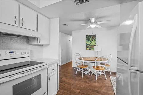 $250,000 | 1255 18th Avenue Southwest, Vero Beach, FL 32962