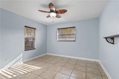 $250,000 | 1255 18th Avenue Southwest, Vero Beach, FL 32962