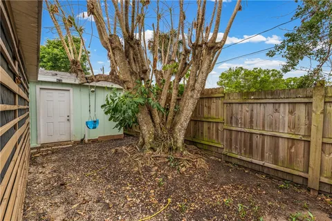 $250,000 | 1255 18th Avenue Southwest, Vero Beach, FL 32962