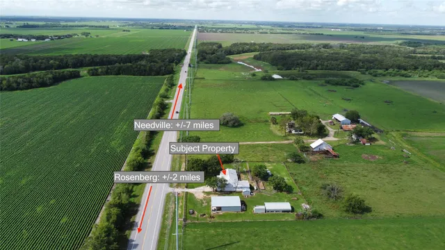 a view of a golf course with a garden