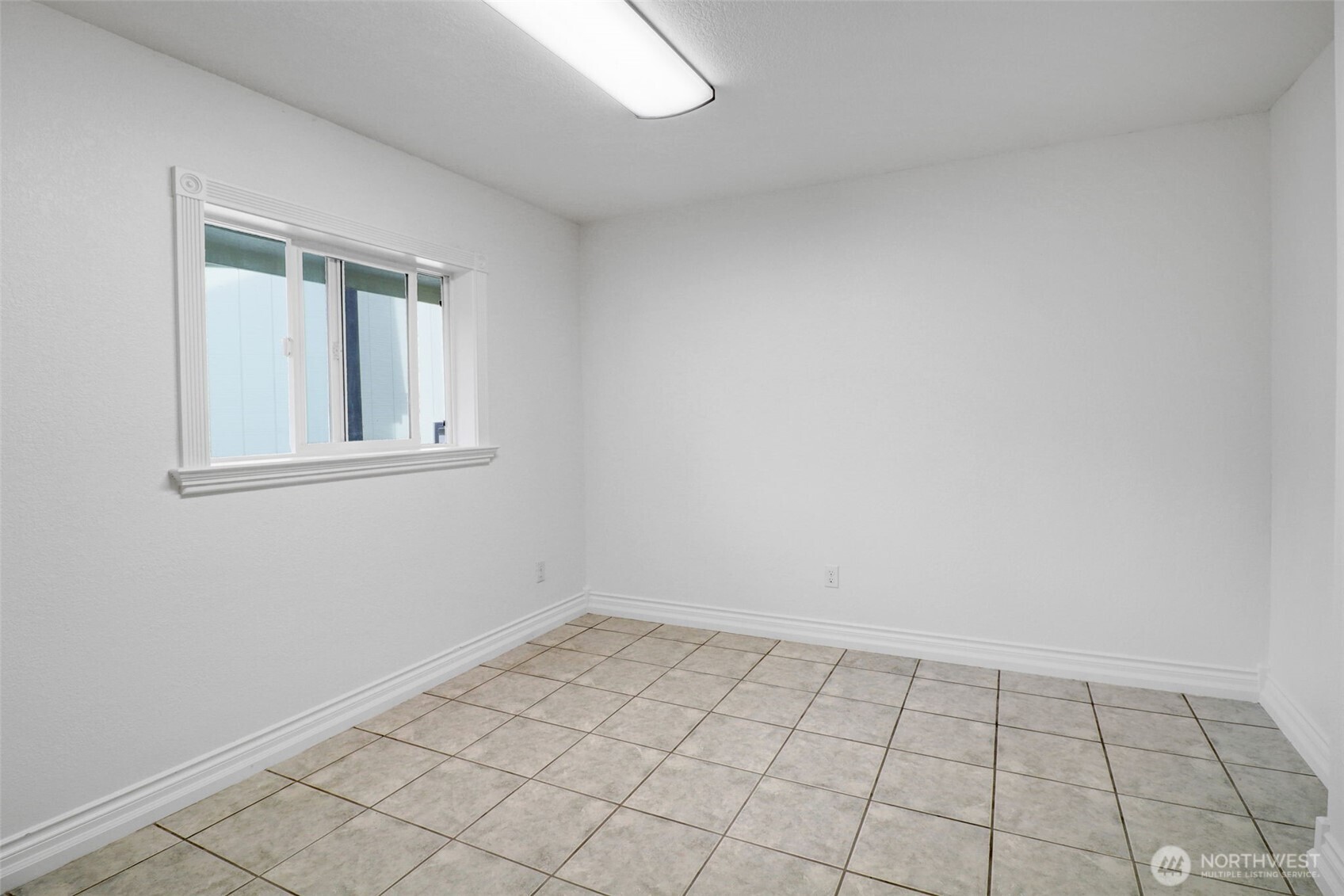 14902 Turner Road Southeast Rainier, WA 98576 - Photo 14 of 40