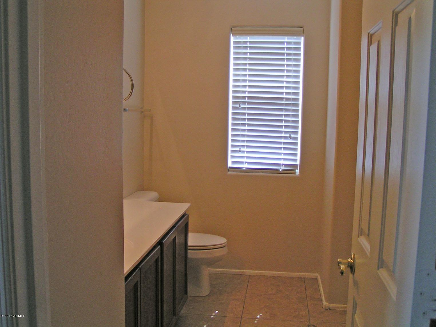 16746 West Adams Street Goodyear, AZ 85338 - Photo 22 of 28 Upstairs full Bath