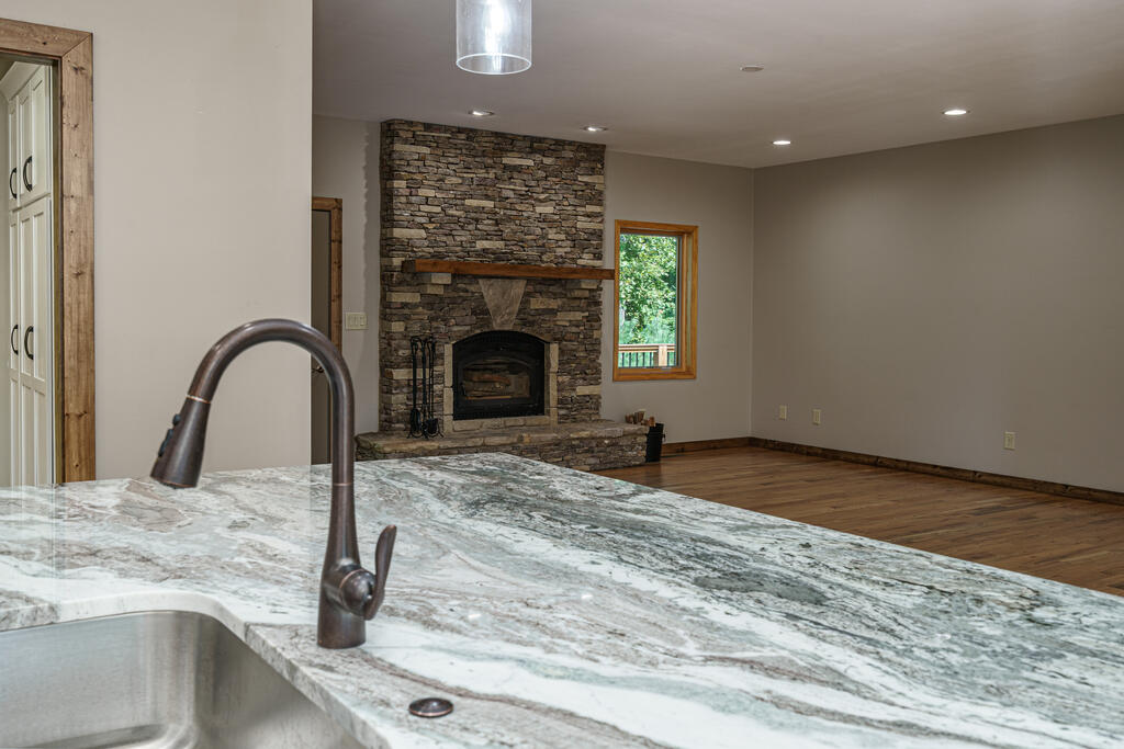 79 Harleys Cove Murphy, NC 28906 - Photo 15 of 83 Gallery Image 15