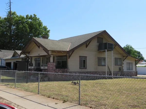 $500,000 | 454 North 3rd Avenue, Oakdale, CA 95361