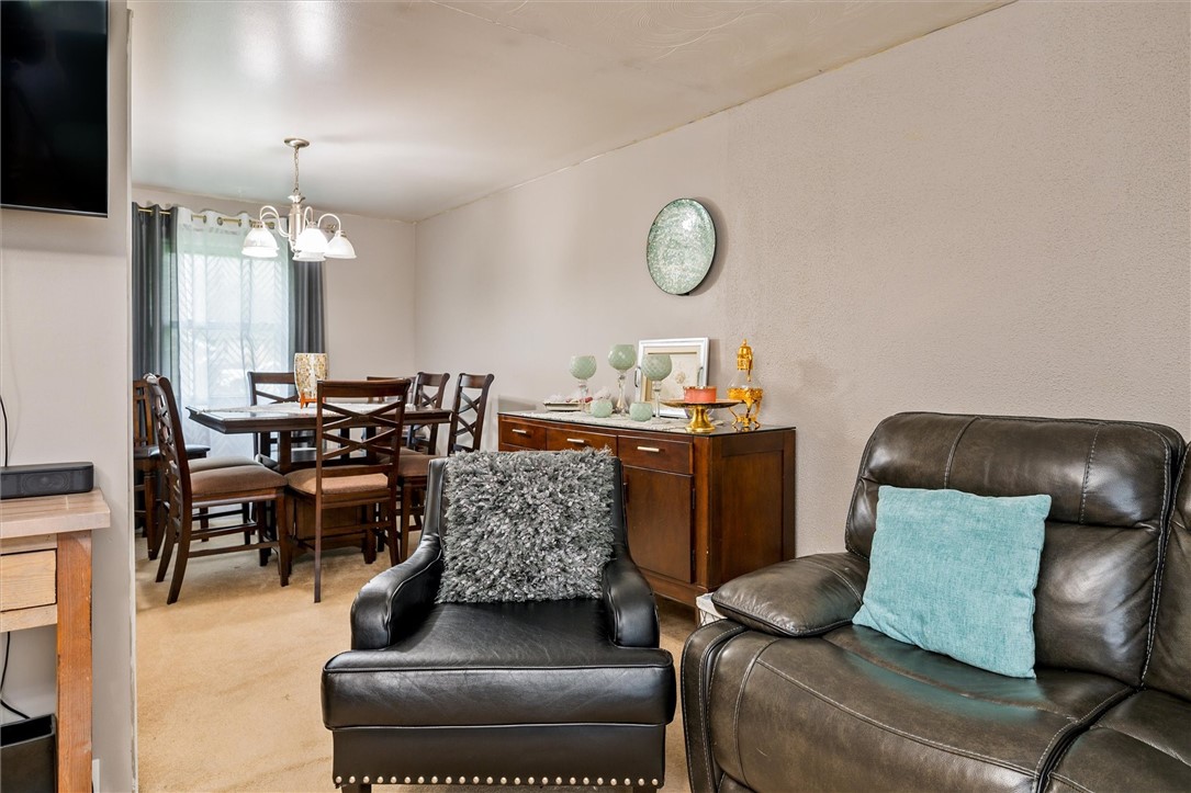 210 Lakeshore Boulevard Irondequoit, NY 14617 - Photo 22 of 31