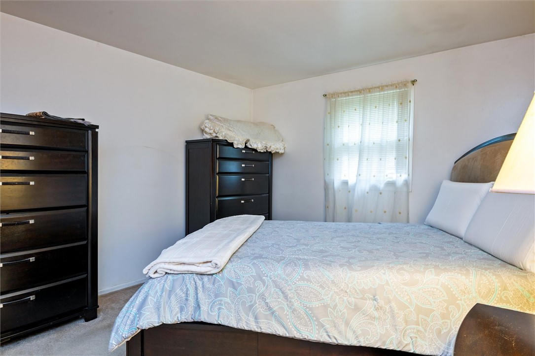 210 Lakeshore Boulevard Irondequoit, NY 14617 - Photo 24 of 31