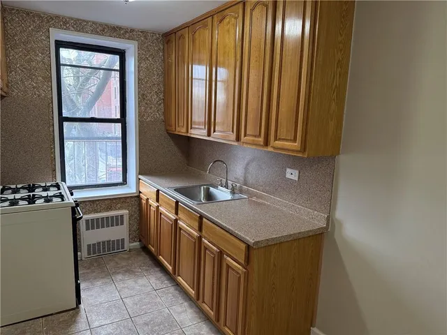 $315,000 | 711 Montauk Court, Unit 2E | Sheepshead Bay