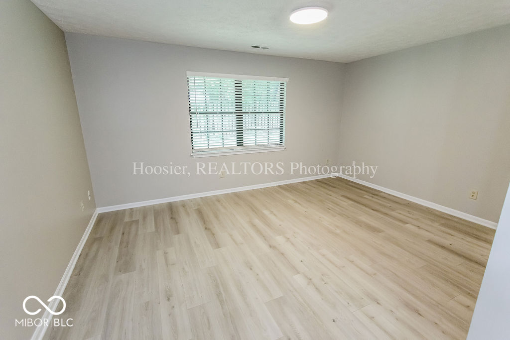 14610 Village Park E Drive Carmel, IN 46033 - Photo 9 of 18