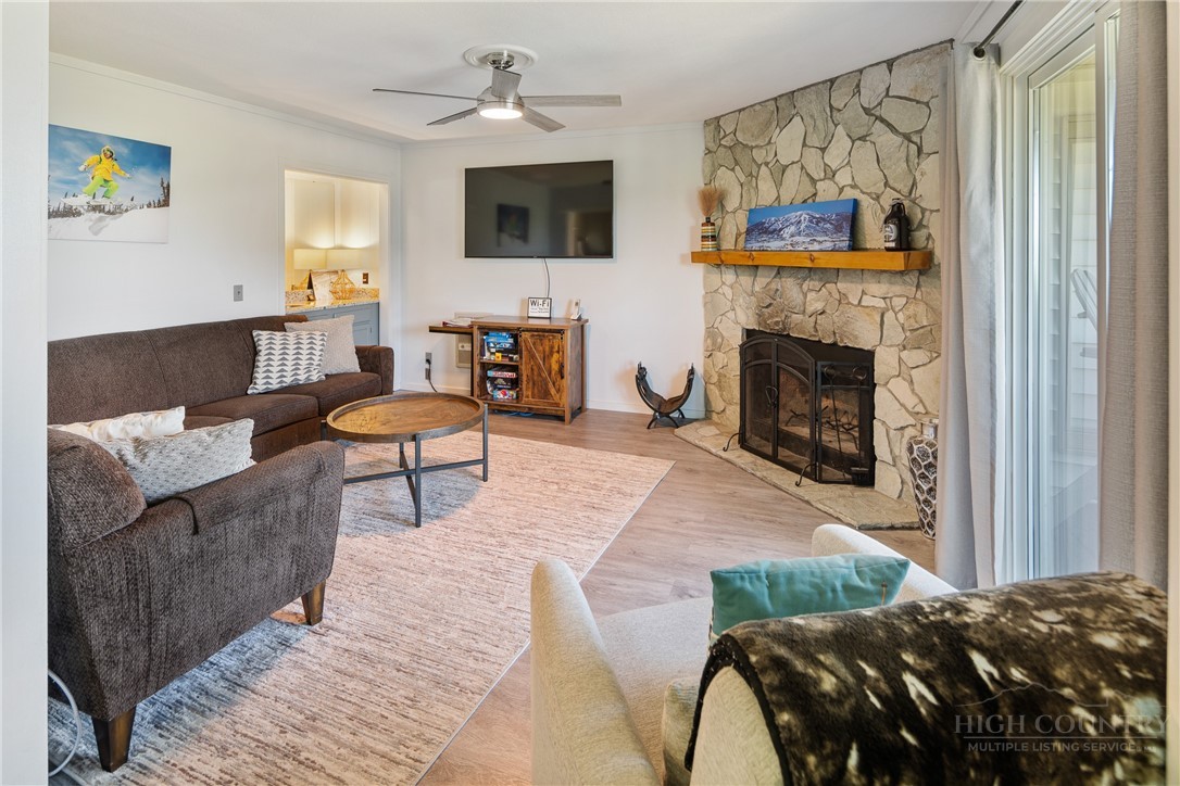301 Pinnacle Inn Road, Unit 3313 Beech Mountain, NC 28604 - Photo 3 of 46