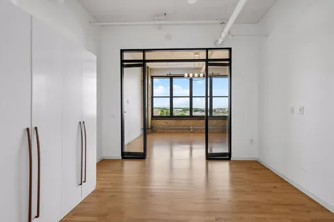 $279,000 | 290 Market Street, Unit 509, Minneapolis, MN 55405
