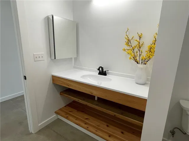 $189,500 | 803 Pecan Street, Humboldt, KS 66748