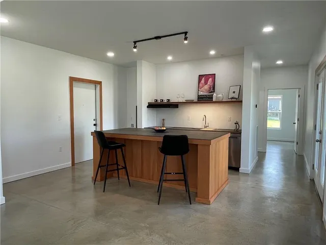 $189,500 | 803 Pecan Street, Humboldt, KS 66748