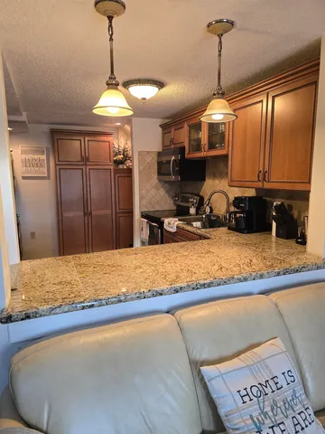 $210,000 | 5 Hawthorn Trail, Wisconsin Dells, WI 53965