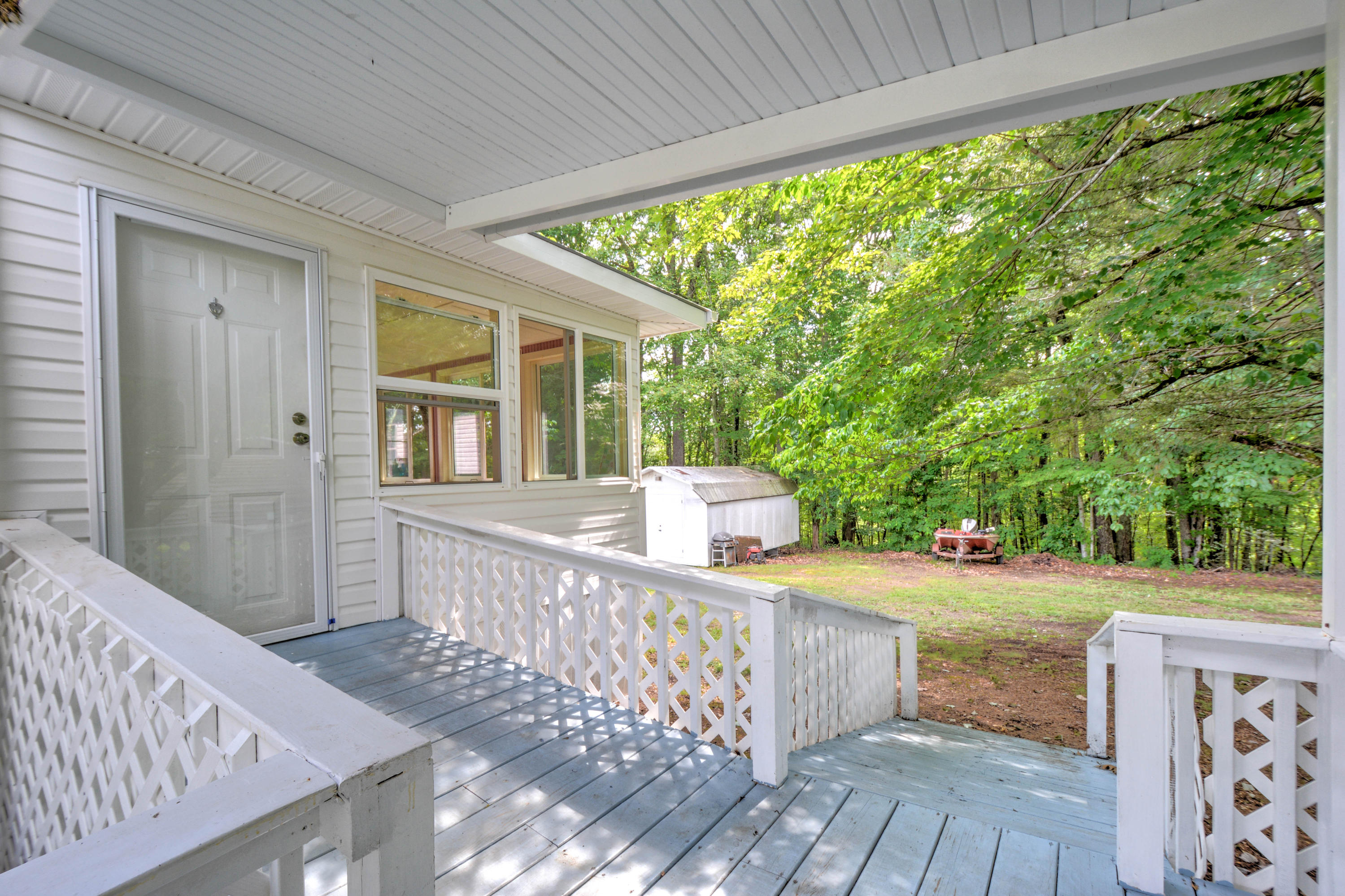 140 Burris Road Rocky Top, TN 37769 - Photo 3 of 22 Burris Rd.-3