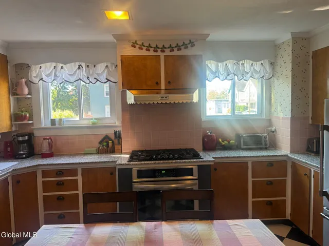 $230,000 | 112 Pleasant Avenue, Johnstown, NY 12095