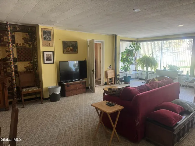 $230,000 | 112 Pleasant Avenue, Johnstown, NY 12095