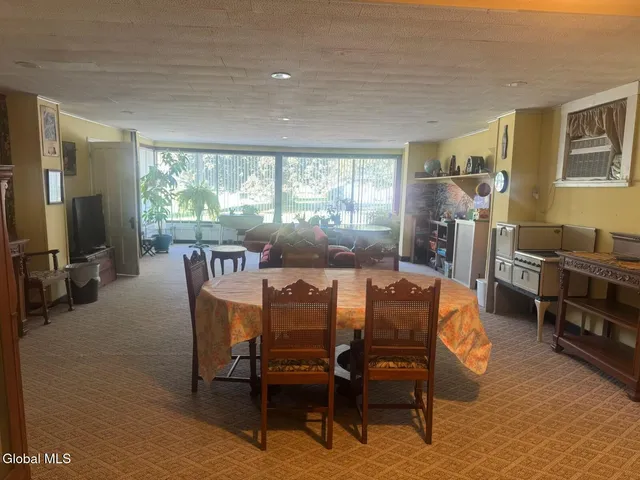 $230,000 | 112 Pleasant Avenue, Johnstown, NY 12095