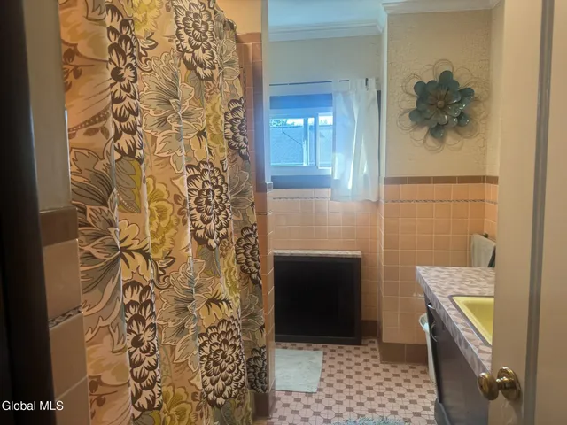 $230,000 | 112 Pleasant Avenue, Johnstown, NY 12095