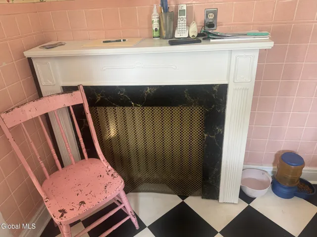 $230,000 | 112 Pleasant Avenue, Johnstown, NY 12095