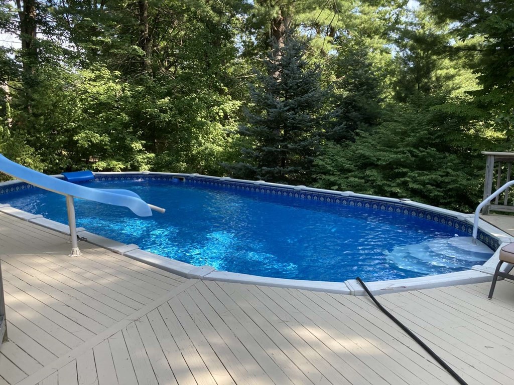 4 Birch Bark Road Medway, MA 02053 - Photo 18 of 20