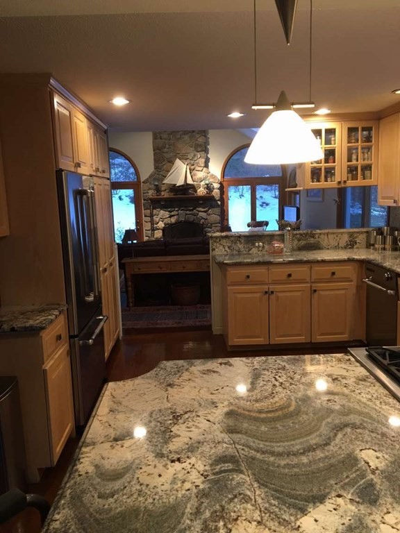 4 Birch Bark Road Medway, MA 02053 - Photo 3 of 20