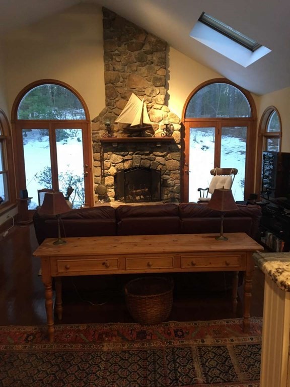 4 Birch Bark Road Medway, MA 02053 - Photo 5 of 20
