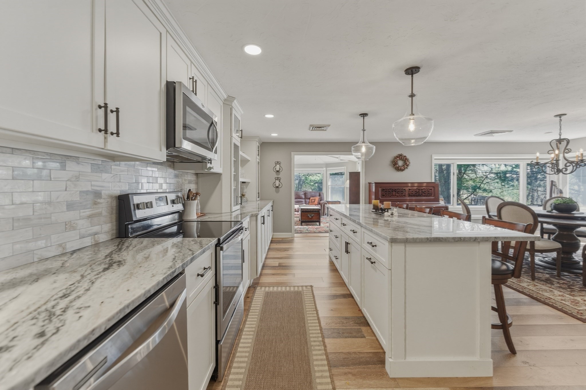 402 Ridgefield Circle, Unit D1 Clinton, MA 01510 - Photo 8 of 34 Gallery Image 8