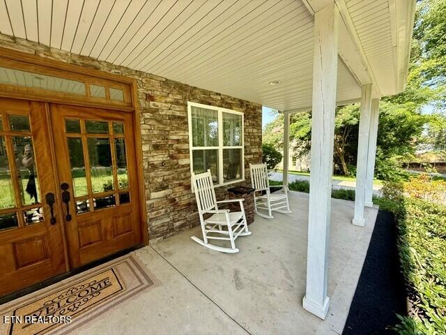 144 Wakefield Road Knoxville, TN 37922 - Photo 2 of 31 144 Wake Field 2
